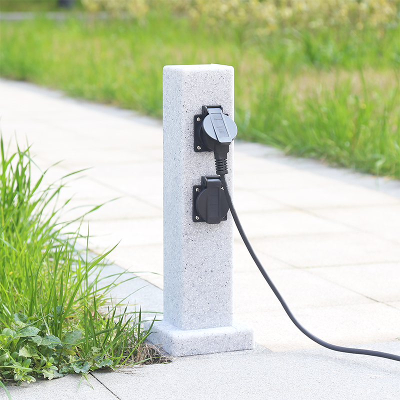 Outdoor Power Port - Pionowe gniazdo zasilania PE wodoodporne gniazdo