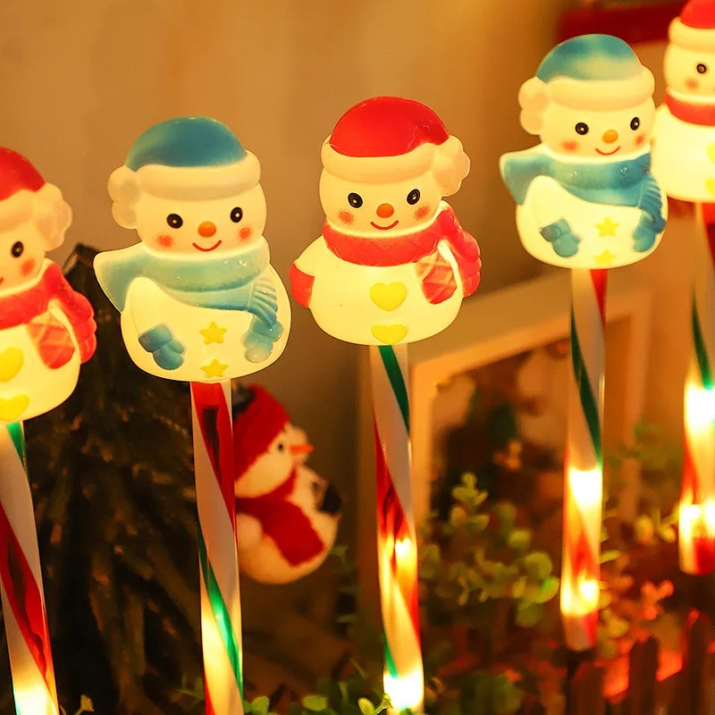 Zewnętrzna lampa LED zasilana  – Outdoor Power For Xmas Lights recenzja i cena
